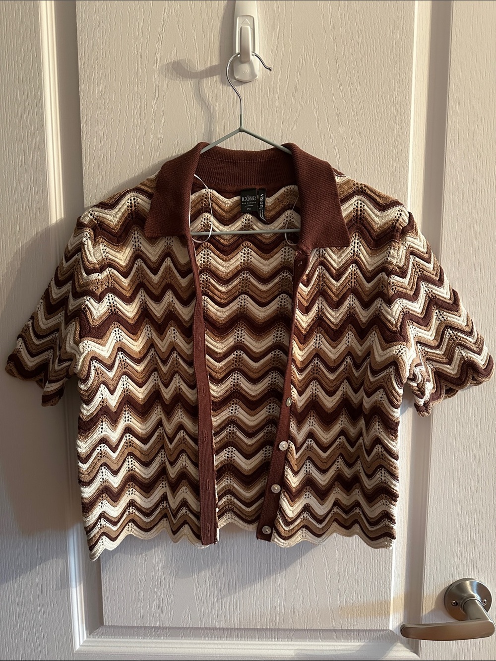 Simons wavy button up short sleeve shirt